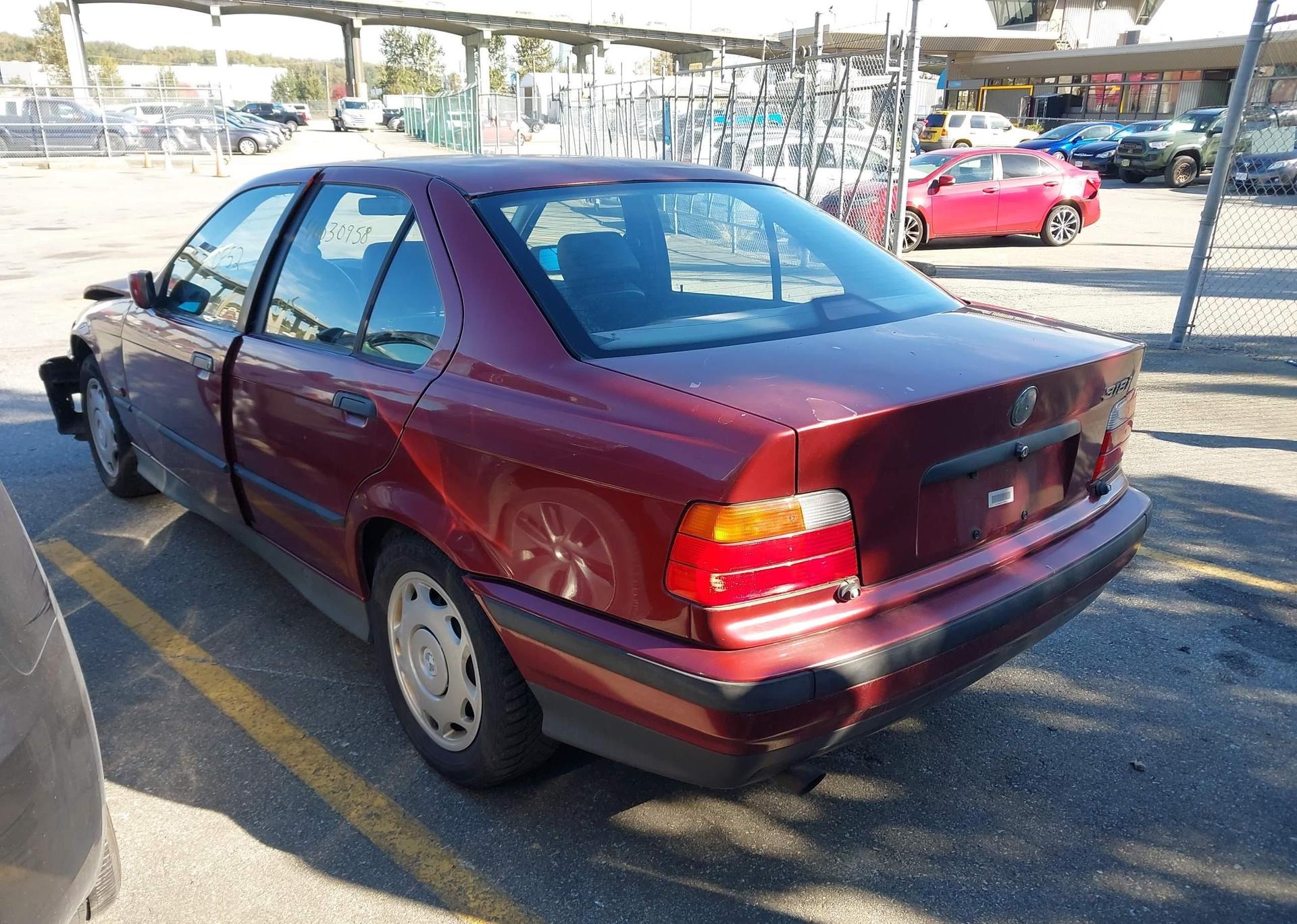 1996 BMW 318I