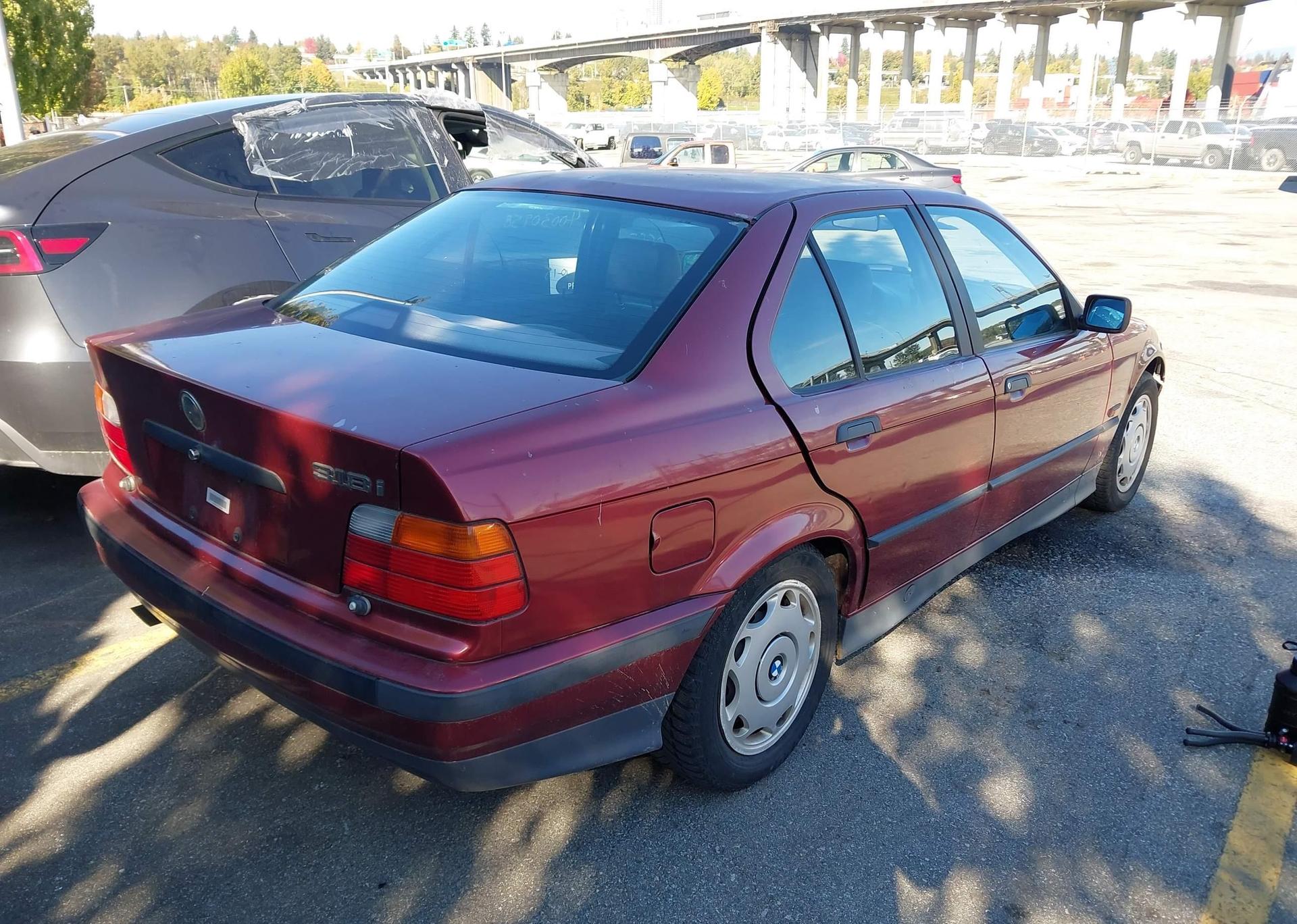 1996 BMW 318I